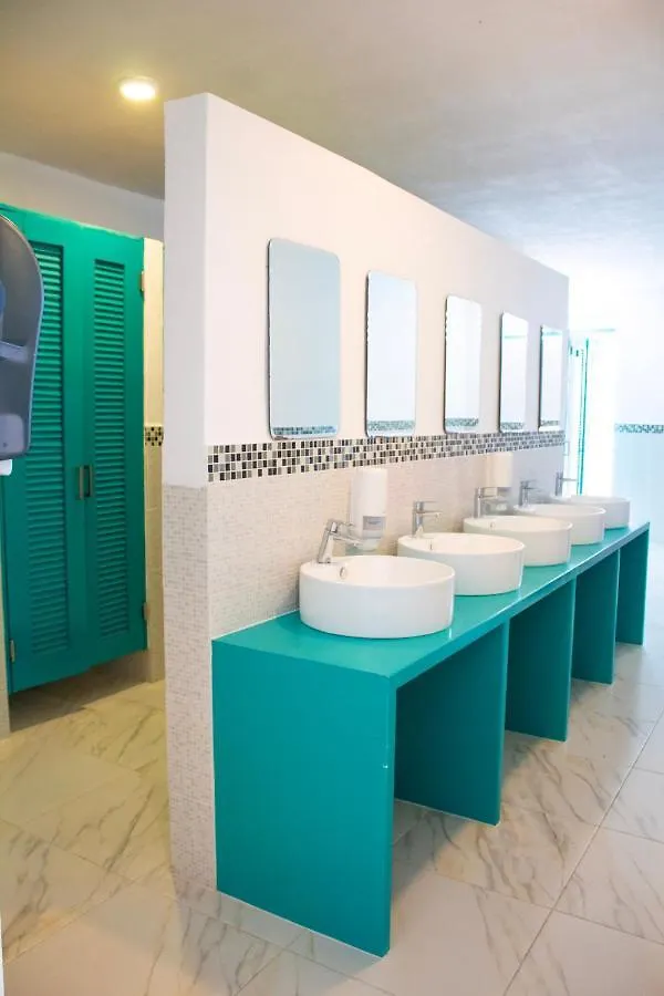 Esduma La Perla Hotel Isla Mujeres Mexico