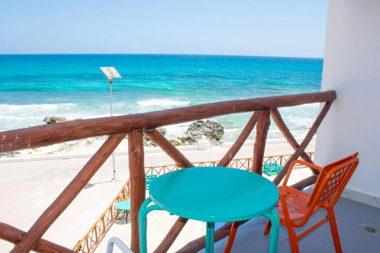 Esduma La Perla Hotel Isla Mujeres 4*,