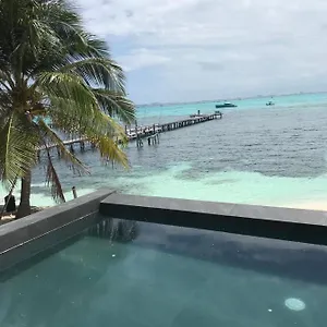 Hotel Maria's Kin
